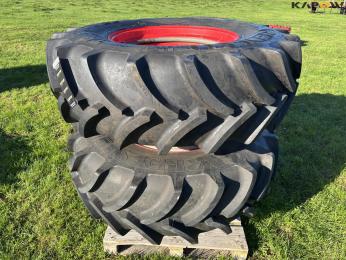 Twin wheels 460/85-30 - new tires