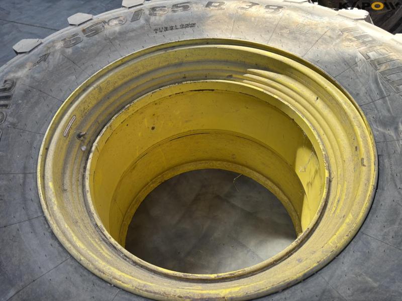 Twin wheels 650/85x38 with locks 13