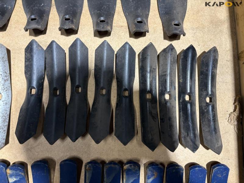 Unused tips for harrow tines 11