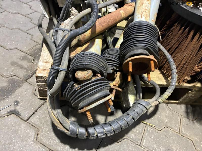 Hydraulic broom equipment 12