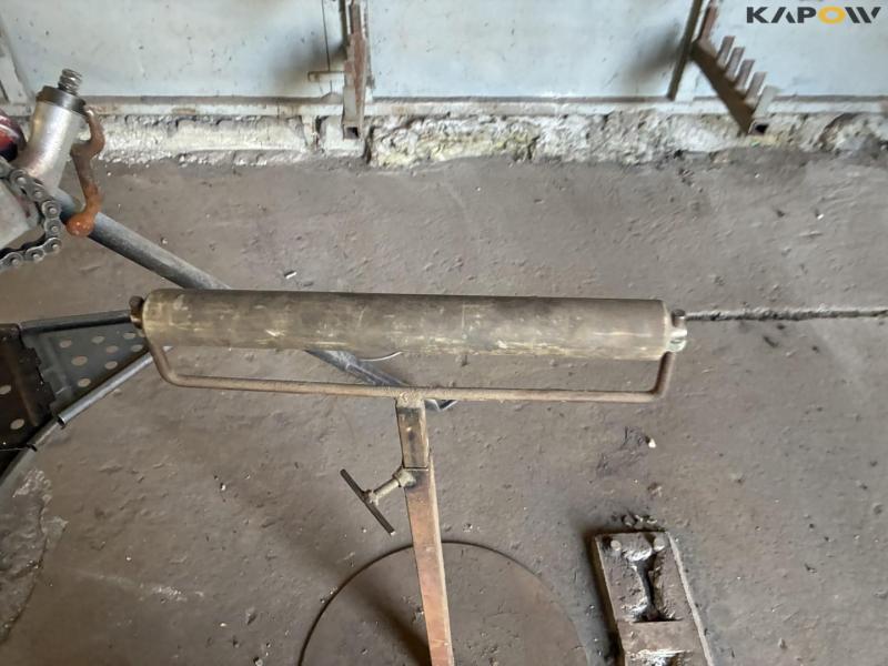 Pipe and thread cutting equipment 9