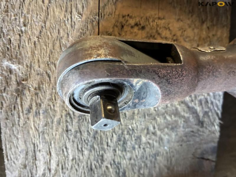 Compressed air equipment 28