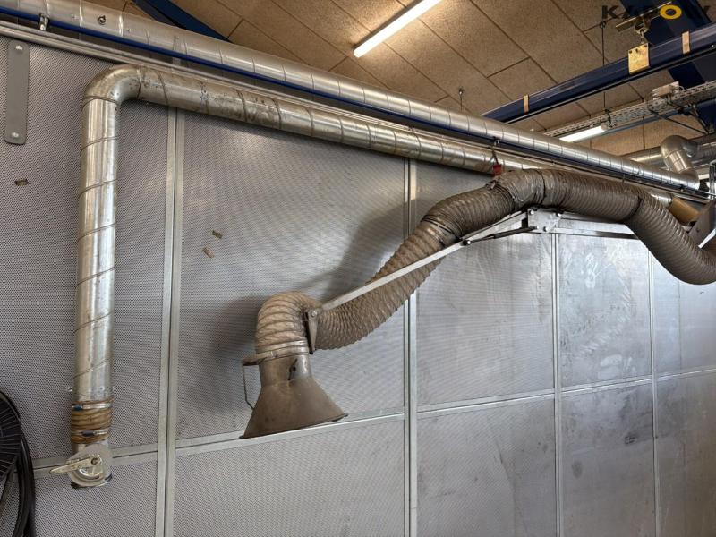 Extraction system + wall 22