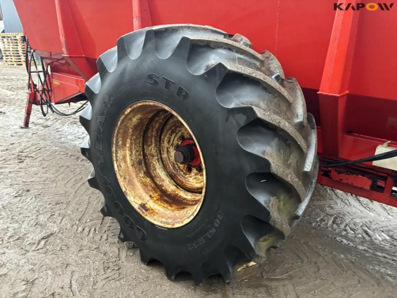 UM 13.50 sludge truck 17