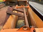 Umega UHF10 tipper truck with sand spreader 36