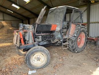 Ursus 1201 De Luxe tractor