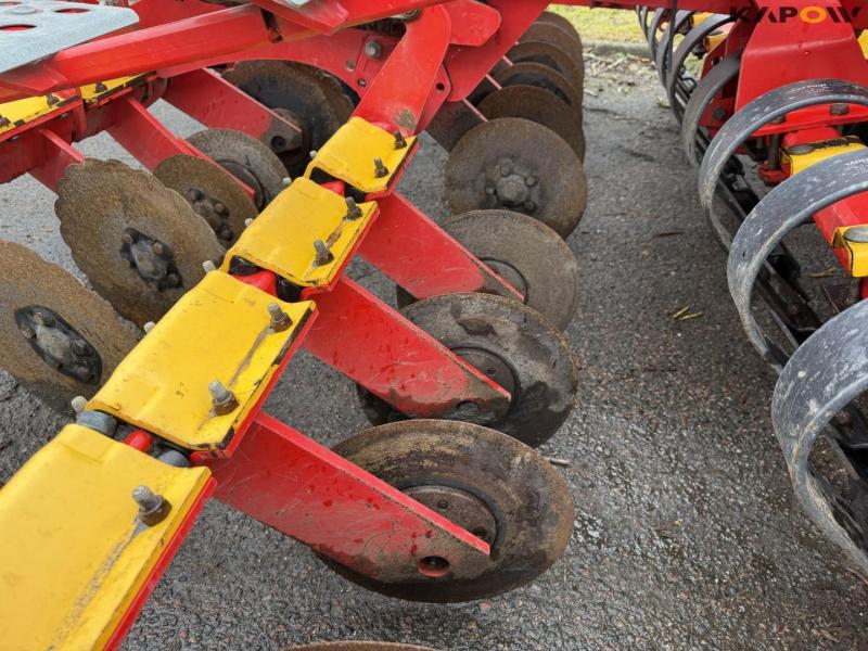 Väderstad Rapid 300C super XL seed drill 27