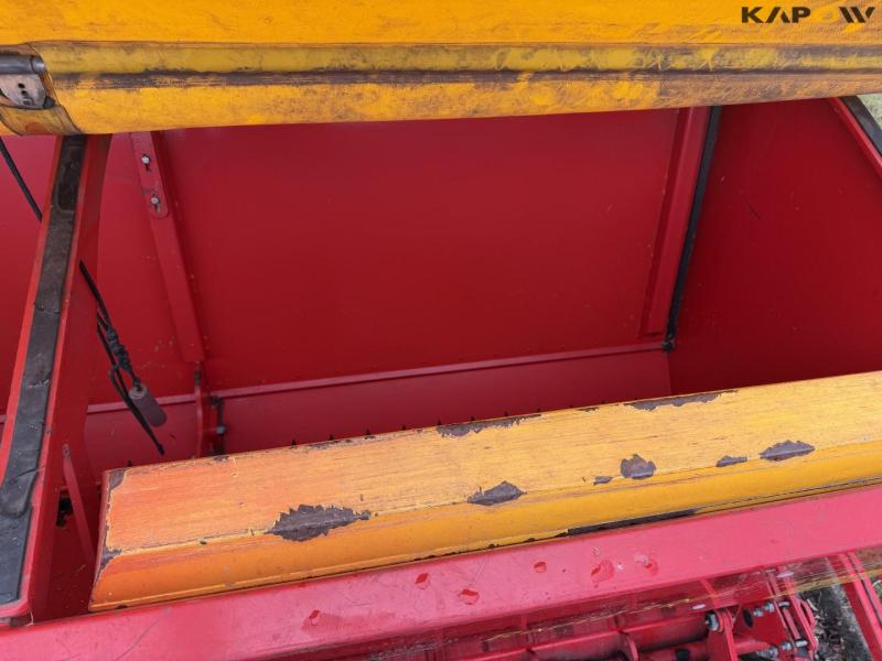 Väderstad Rapid 300C super XL seed drill 64