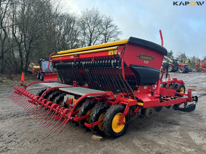 Väderstad Rapid 400 seed drill 4