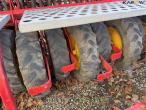 Väderstad Rapid 400C seed drill 42