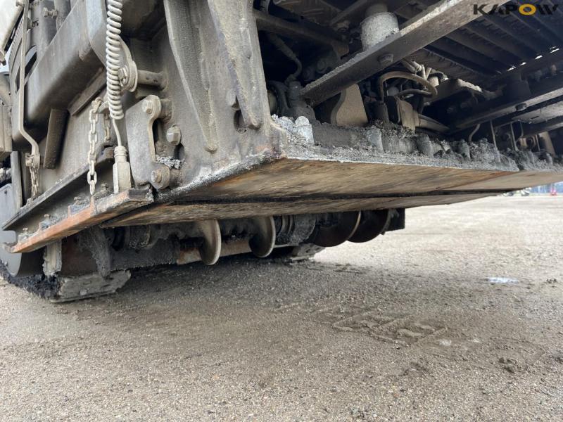 Vögele Super 1300-3I asphalt paver 36