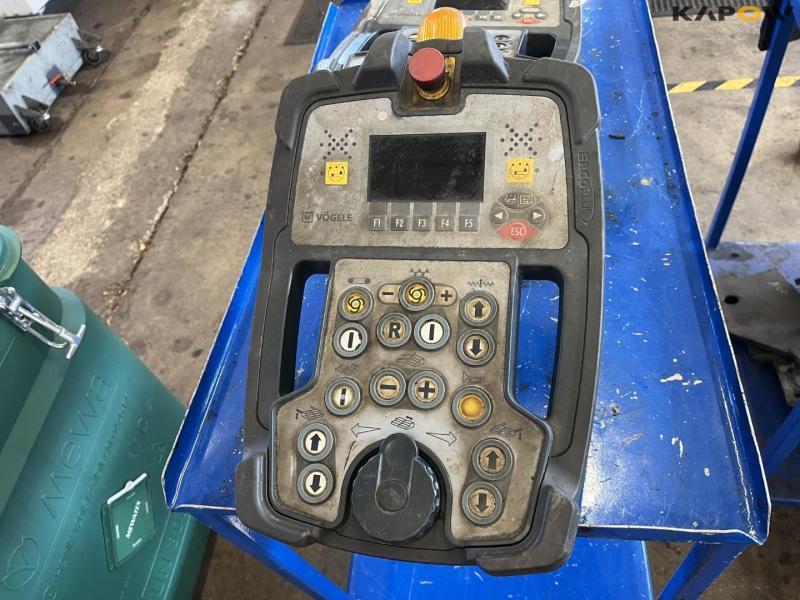 Vögele Super 1300-3i paver 36