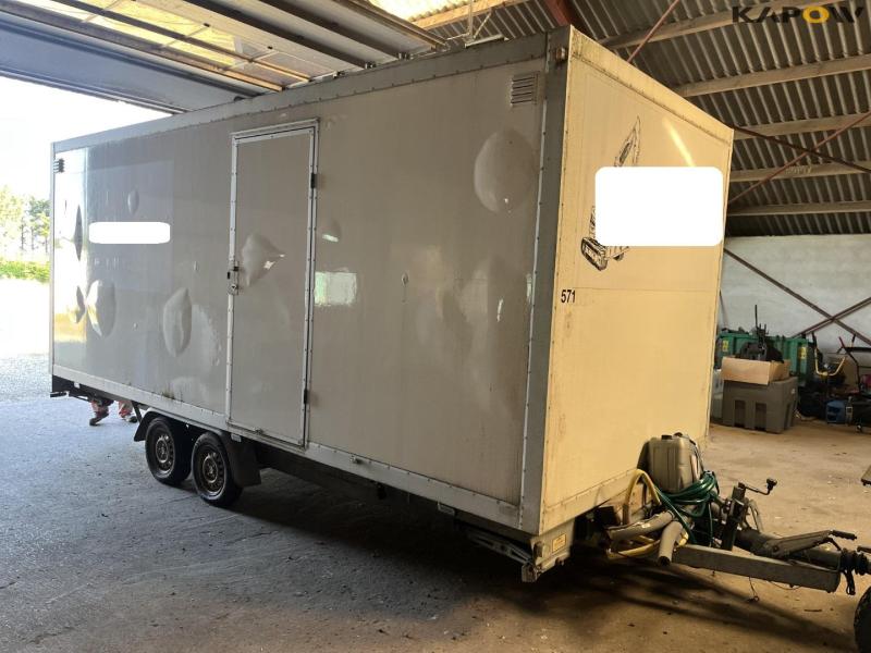 VA crew trailer/accommodation trailer 2