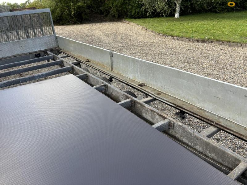 VA trailer - Without registration certificate 21