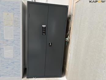 Workshop steel cabinet