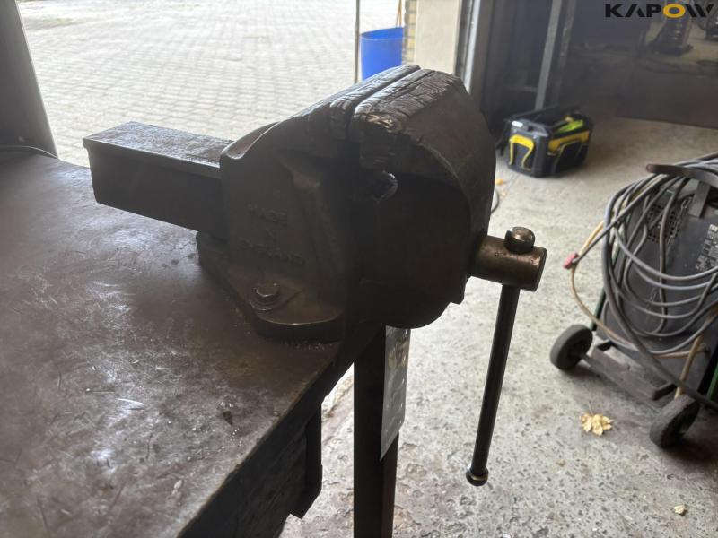 Workshop/welding table 7