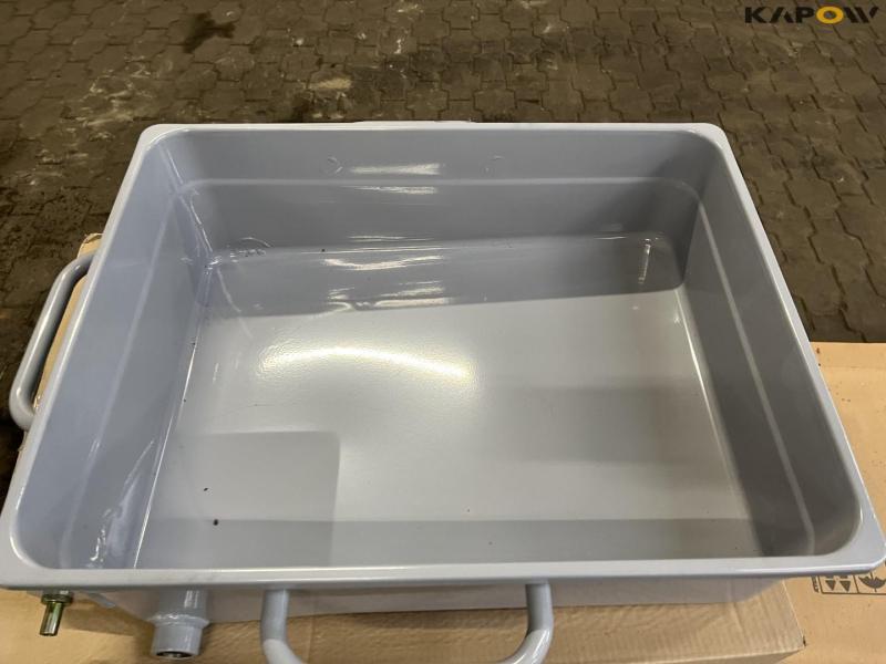 Workshop equipment 9