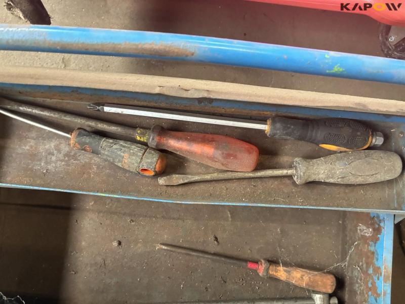 Workshop equipment 10