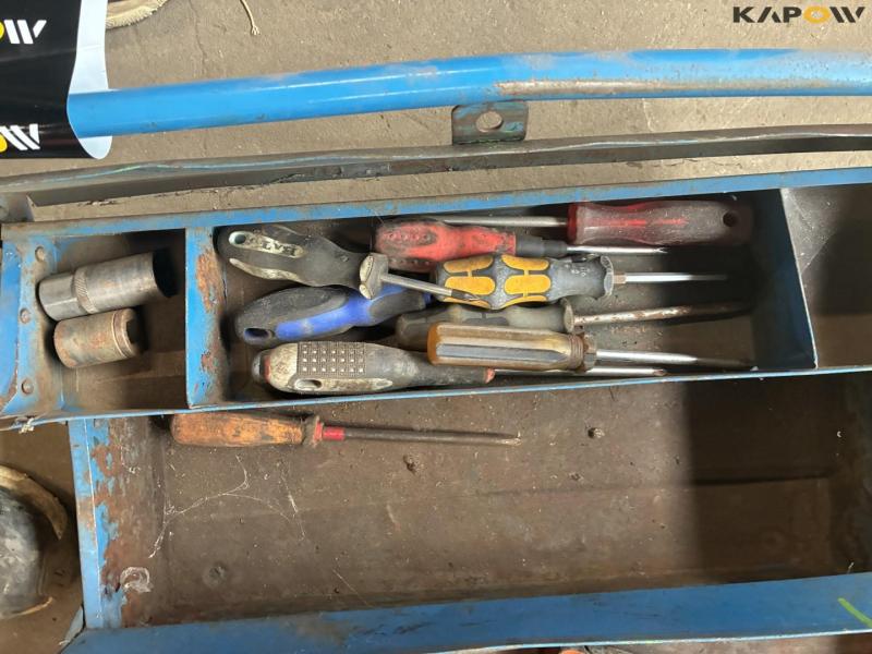 Workshop equipment 12