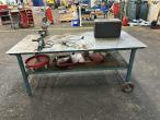 Workshop table with contents 6