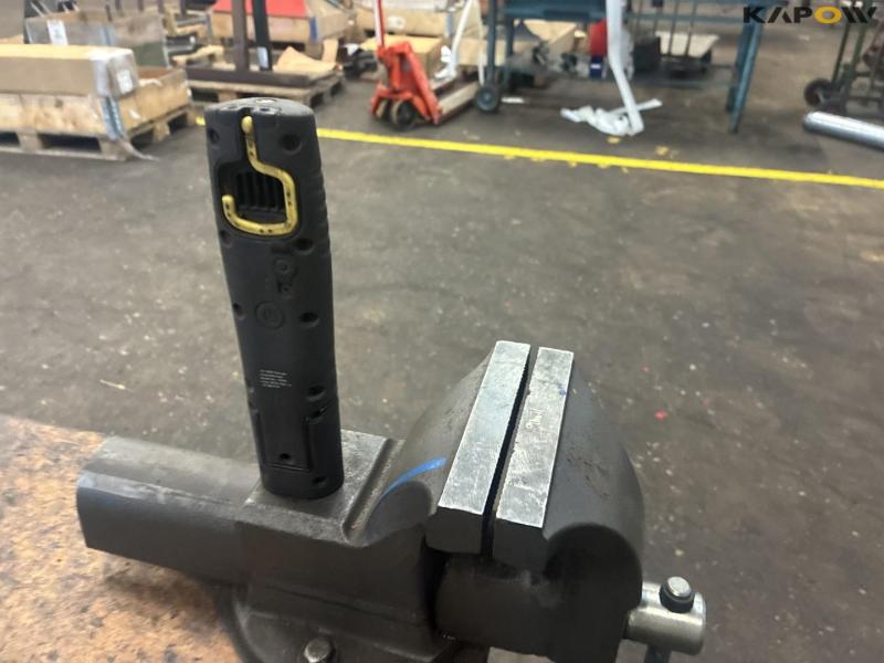 Workshop table 12