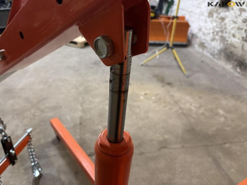 Workshop crane - 2 tons. 19