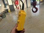 Workshop crane with 500kg Delta hoist 20
