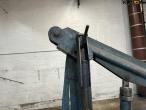 Workshop crane 12