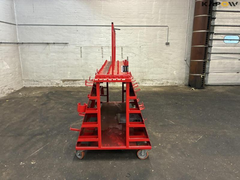Workshop shelving 2