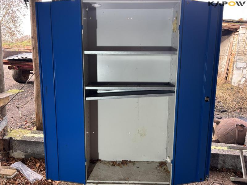 Workshop cabinet 7