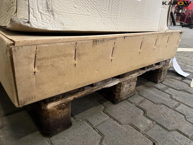 Workshop equipment 19