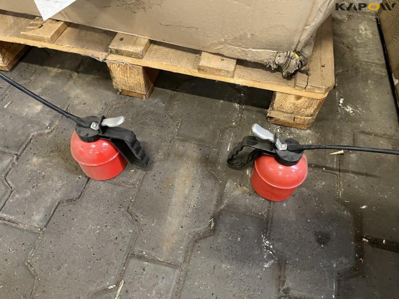 Workshop equipment 21