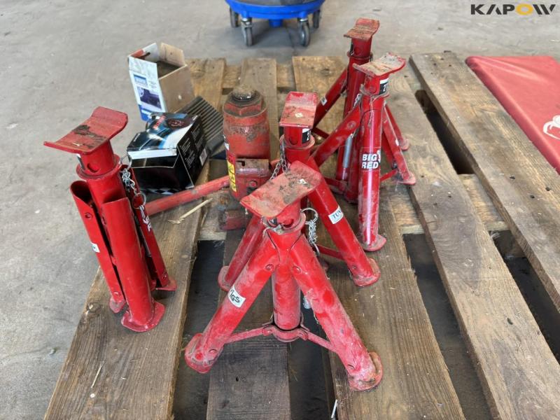 Workshop equipment 24