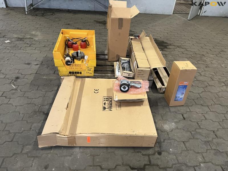 Workshop equipment 8