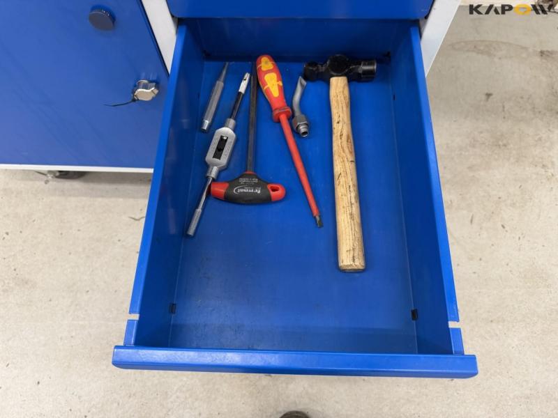 Workshop trolley 16