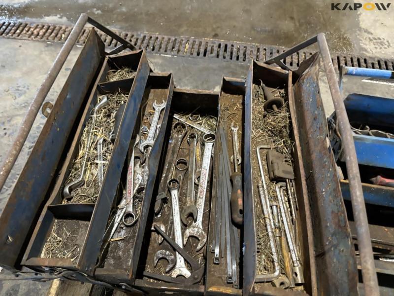 Toolboxes with contents 25