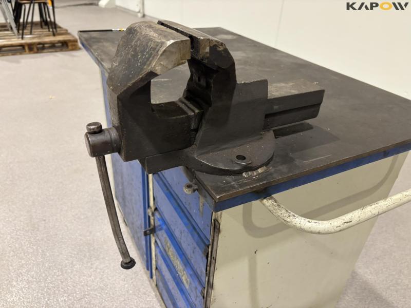 Tool table with steel plate and vice 21