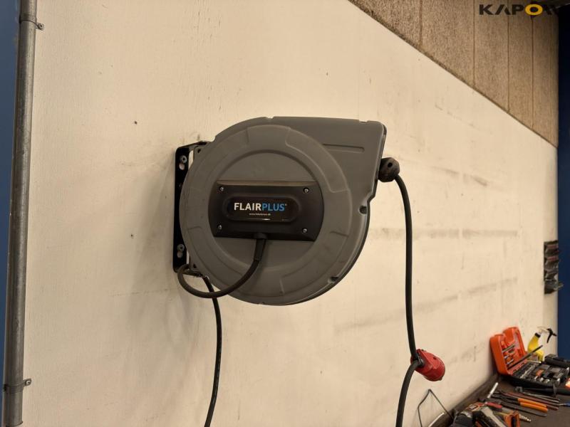 Tool table with tools + wall cable reel 30