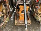 Valmet 405 tractor with broom 36