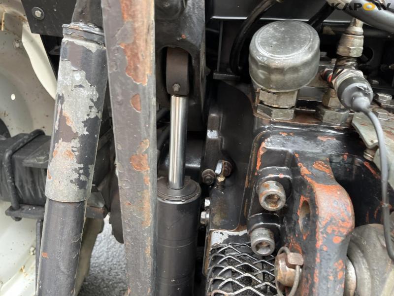 Valmet 505 front loader tractor 27