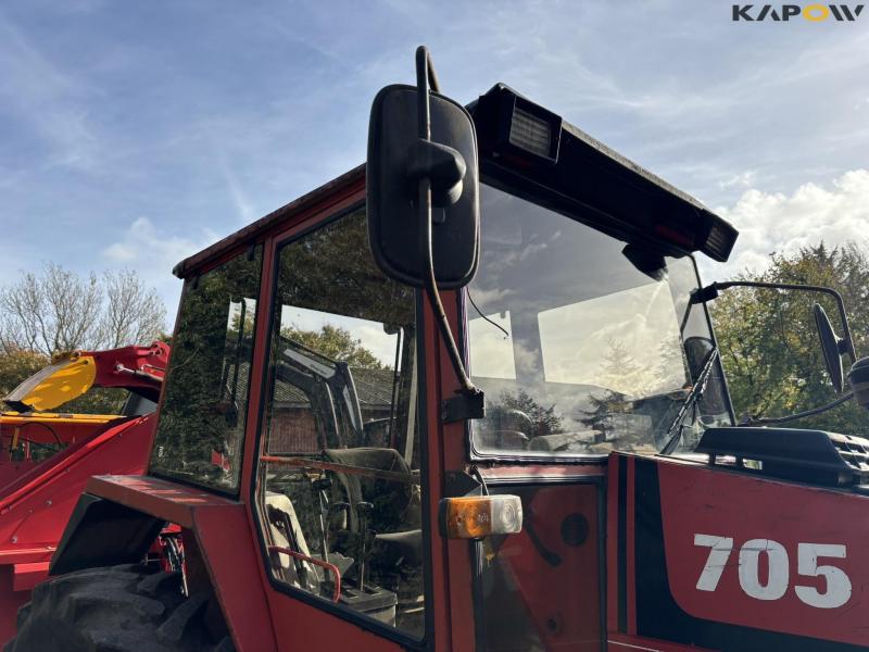 Valmet 705 GL 2WD tractor 22