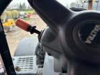 Valtra S394 tractor 79