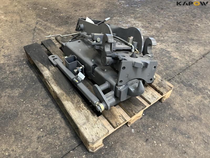 Valtra hitch hook 5