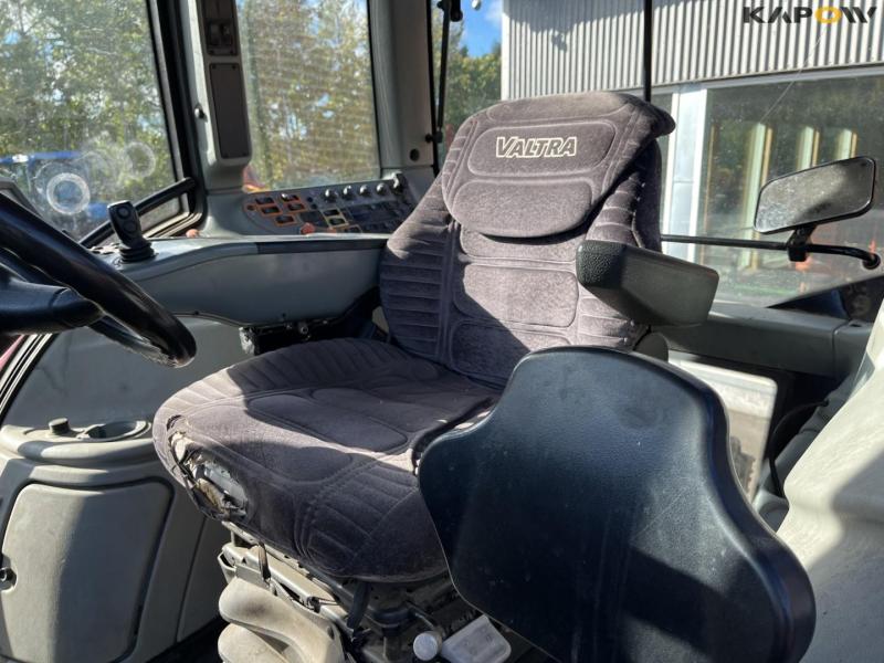 Valtra N142 tractor with front loader 42