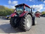 Valtra N142 tractor with front loader 5