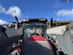 Valtra N142 tractor with front loader 19
