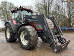 Valtra T150 tractor with front loader 3