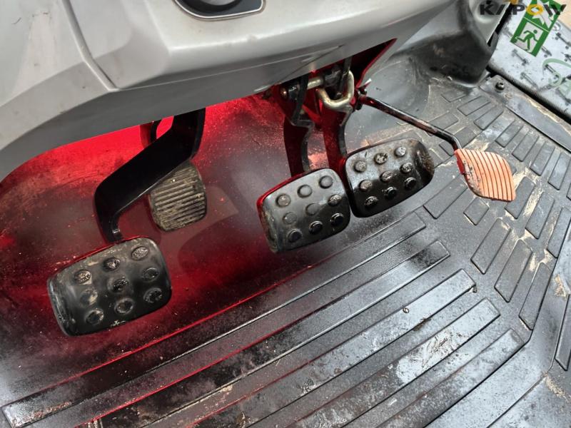 Valtra T234 front loader tractor 46