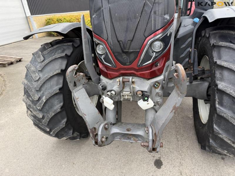Valtra T234 tractor 13