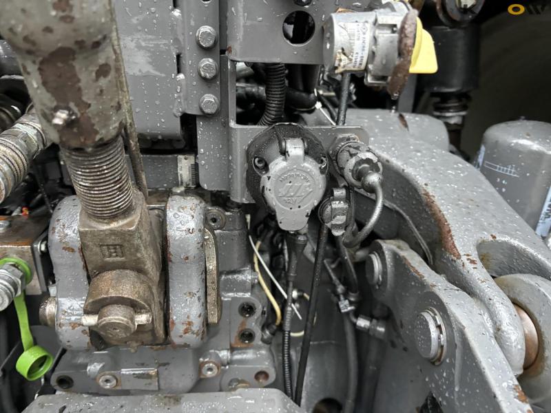 Valtra T234S front loader tractor 35